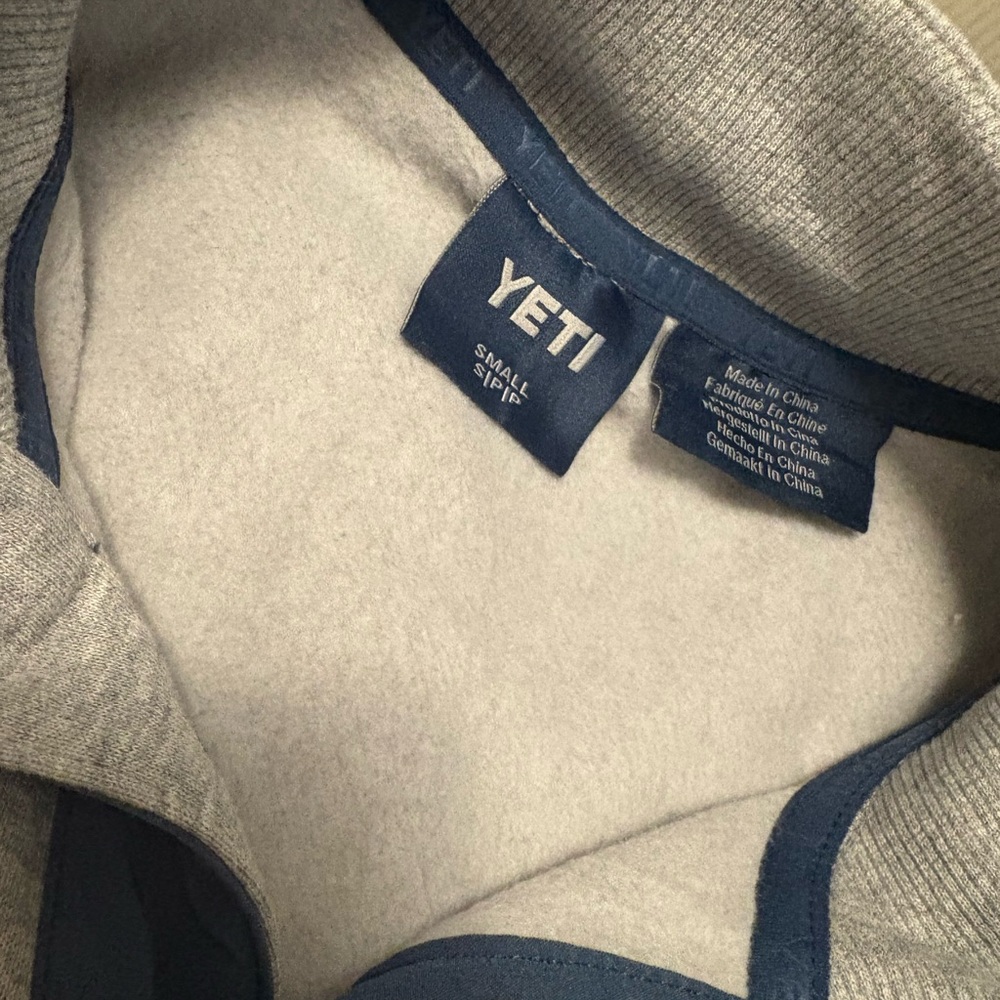Yeti Gray snap pullover - Picture 4 of 5
